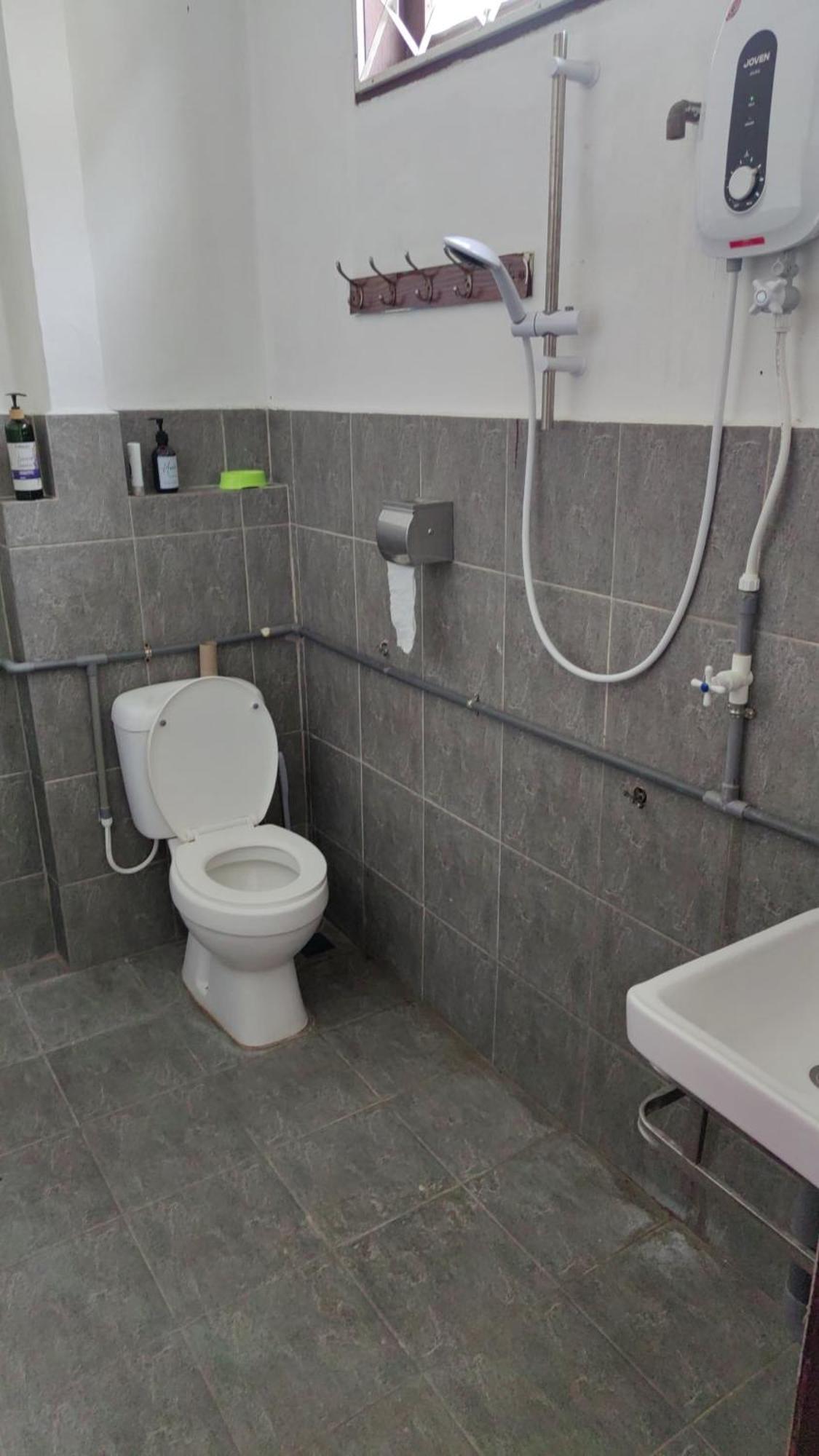 Little Cozy Homestay Кота-Бару Экстерьер фото